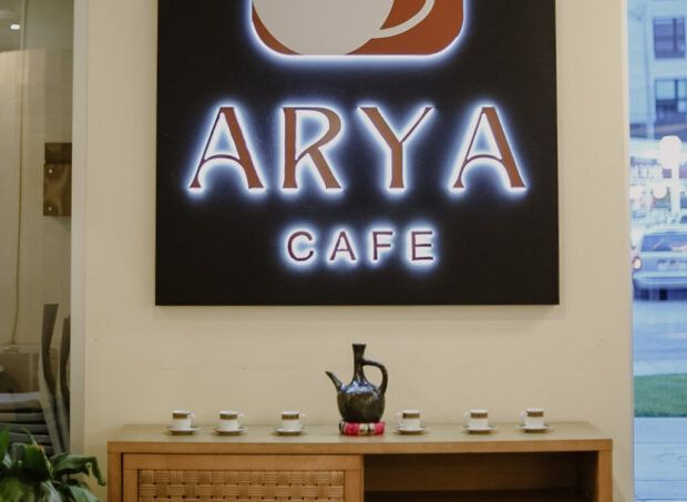 Arya Cafe 1